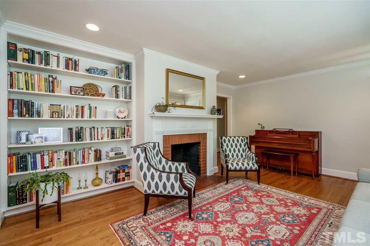 2807 Van Dyke Avenue Raleigh, NC 27607 - Photo 7 of 29