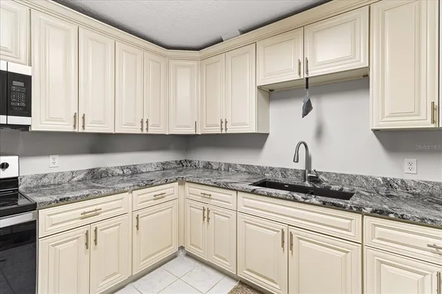 $479,000 | 7059 North Lecanto Highway, Hernando, FL 34442