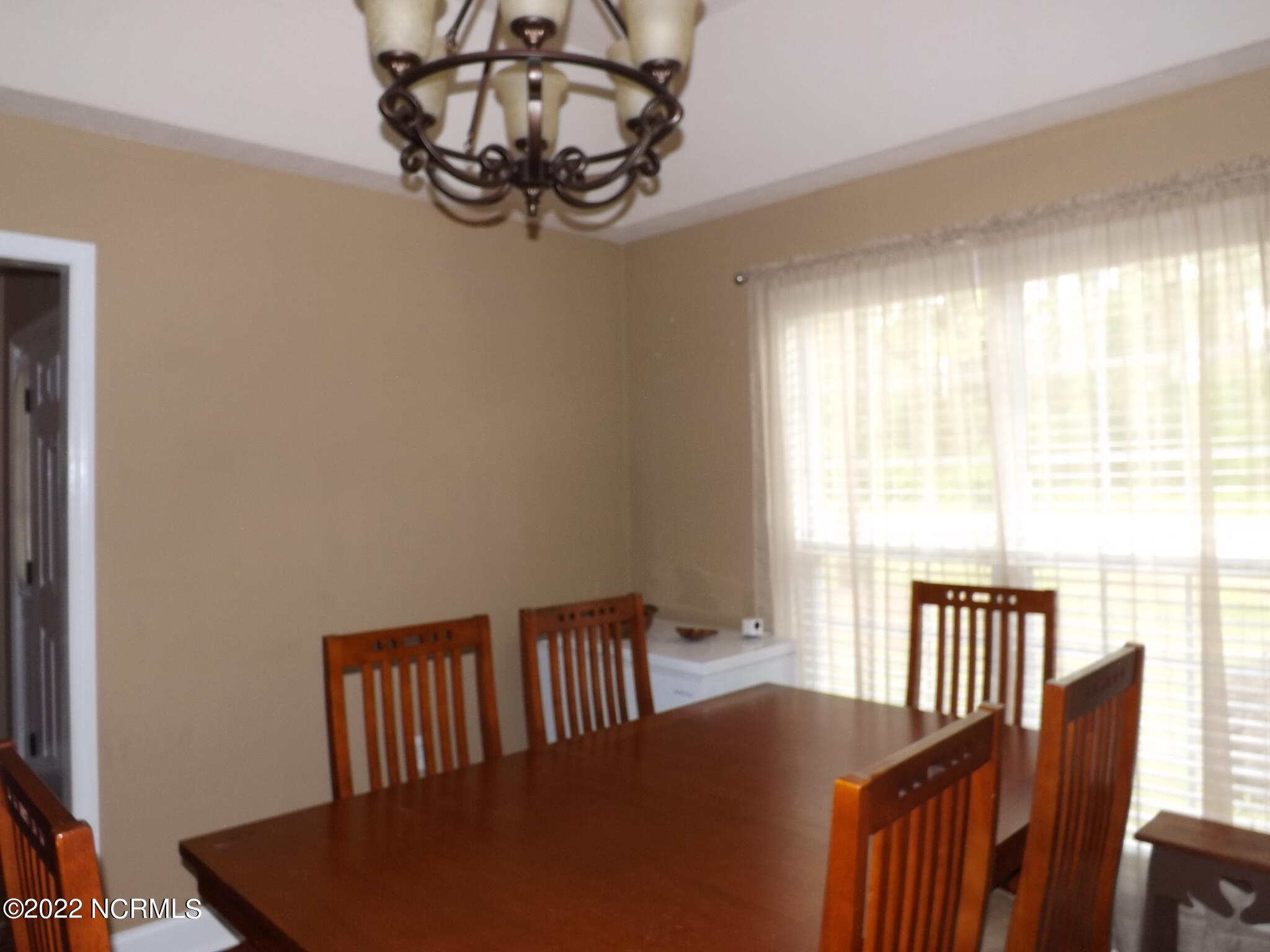 12620 Barnes Bridge Road Laurinburg, NC 28352 - Photo 22 of 53 Additional view of dining room