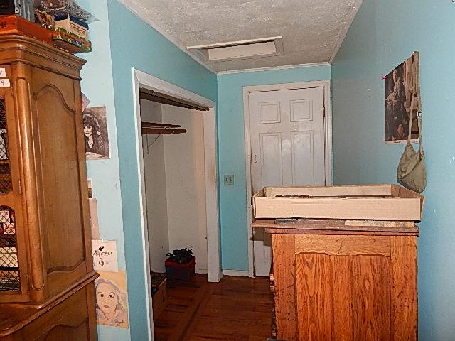 240 Rhododendron Road Fitzwilliam, NH 03447 - Photo 14 of 41