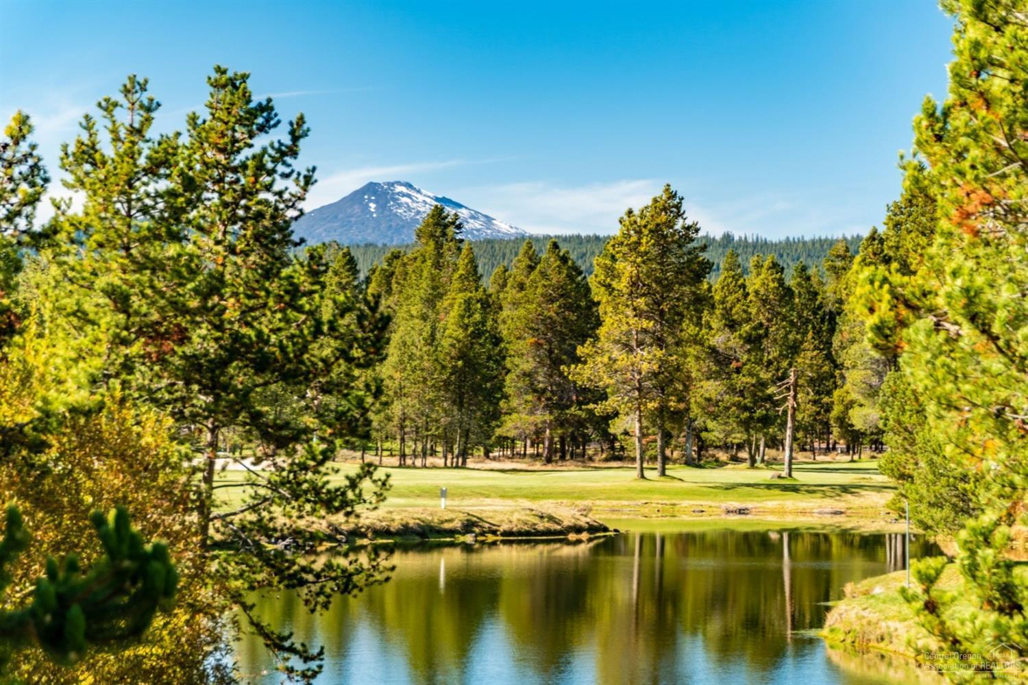 17997 North Course Lane Sunriver, OR 97707 - Photo 2 of 25 Additional Photo