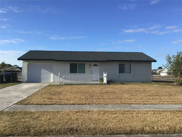 $1,300 | 7195 Arab Court, North Port, FL 34287