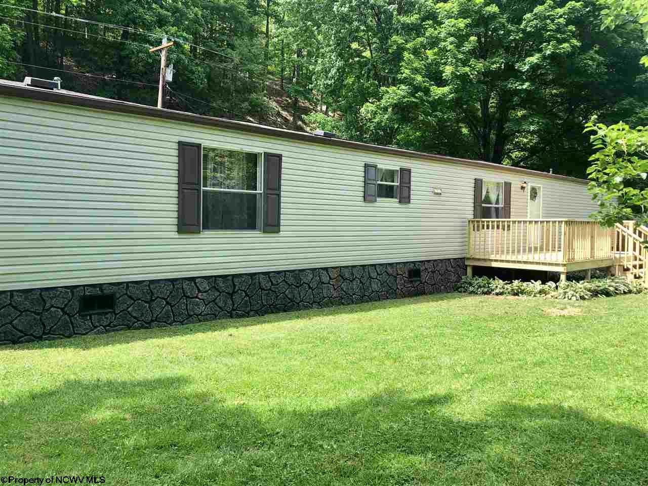 699 Grassy Run Road Fairmont, WV 26554 - Photo 1 of 20 Gallery Image 1