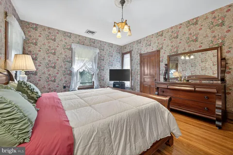 $1,849,000 | 3911 Prospect Street, Kensington, MD 20895