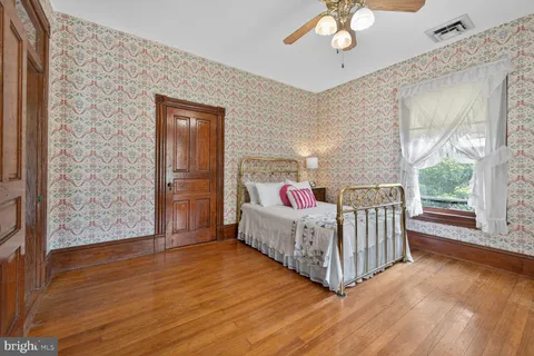 $1,849,000 | 3911 Prospect Street, Kensington, MD 20895