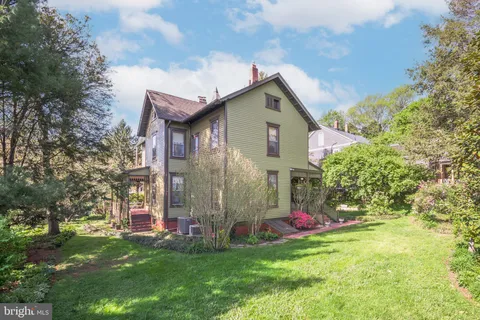 $1,849,000 | 3911 Prospect Street, Kensington, MD 20895