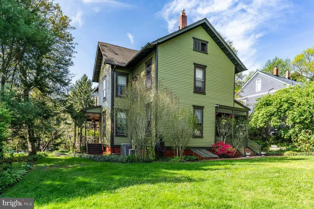 $1,849,000 | 3911 Prospect Street, Kensington, MD 20895