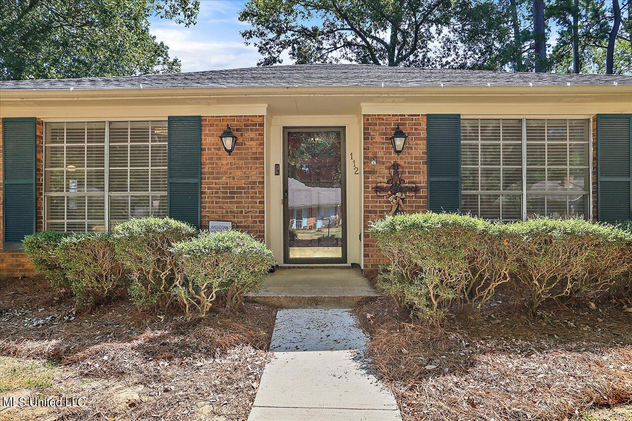 112 Longmeadow Road Brandon, MS 39042 - Photo 4 of 44 04-112 Longmeadow Rd