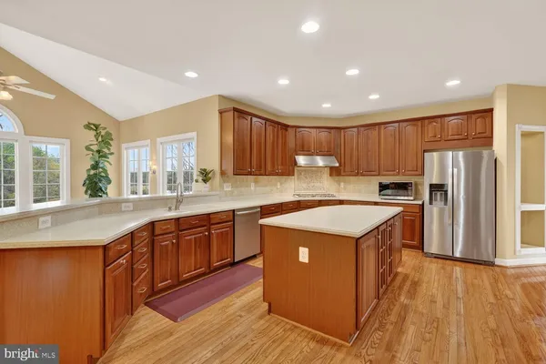 $1,349,990 | 401 Hilton Head Court, Ashton, MD 20861