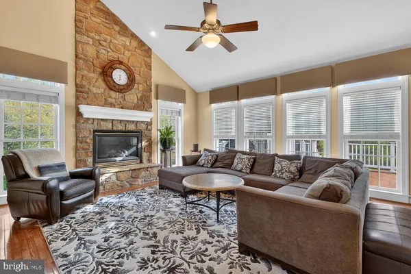 $1,349,990 | 401 Hilton Head Court, Ashton, MD 20861