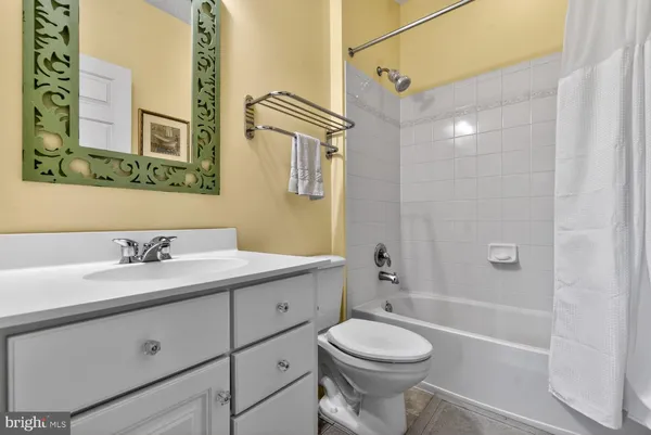 $1,349,990 | 401 Hilton Head Court, Ashton, MD 20861