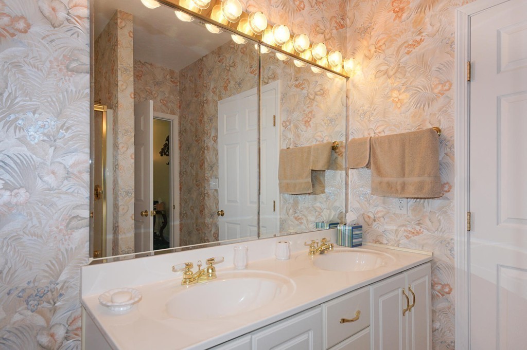 110 Hudson Road Stow, MA 01775 - Photo 25 of 29 Gallery Image 25