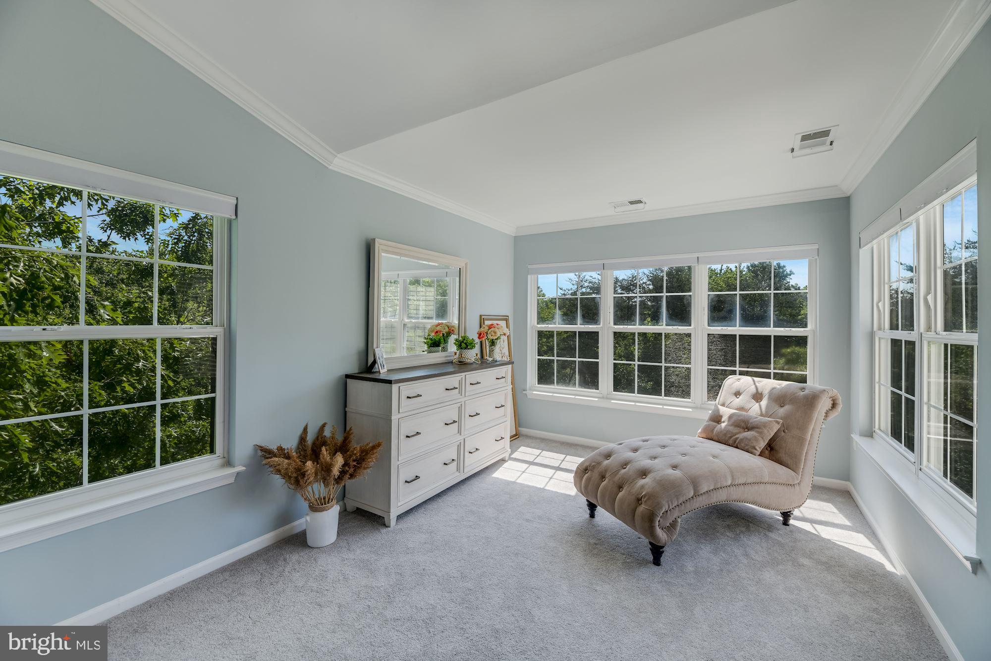7265 John Rylands Way Springfield, VA 22150 - Photo 13 of 26 Primary suite sitting area