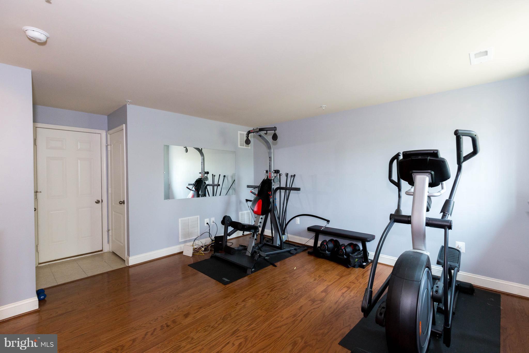 22492 Newcut Road Clarksburg, MD 20871 - Photo 22 of 26 Bedroom