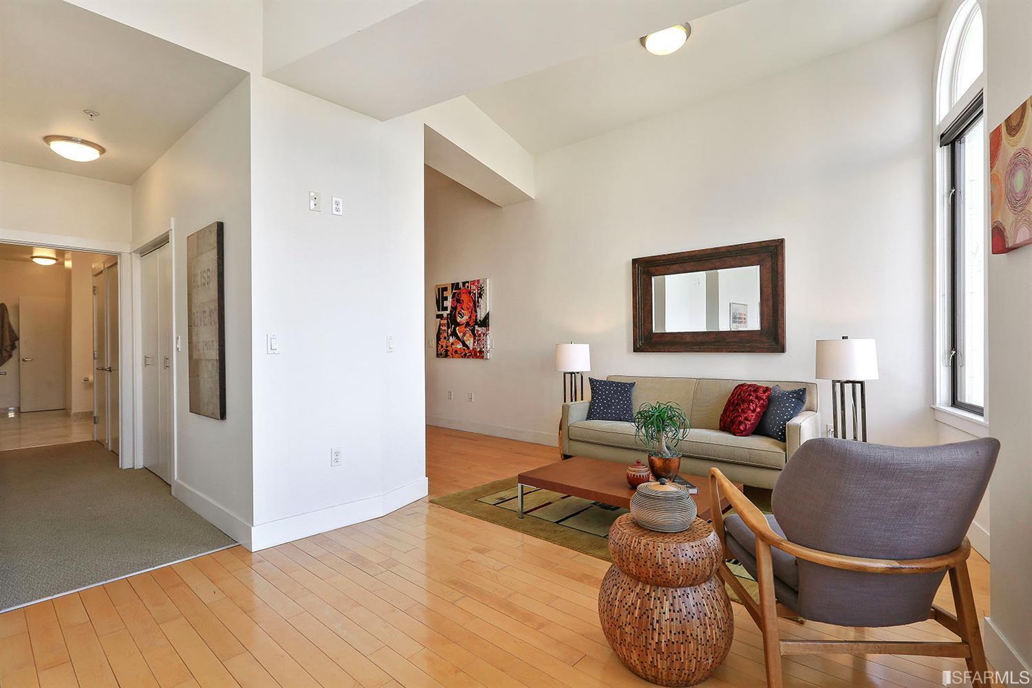 1755 Broadway, Unit 56 Oakland, CA 94612 - Photo 8 of 31