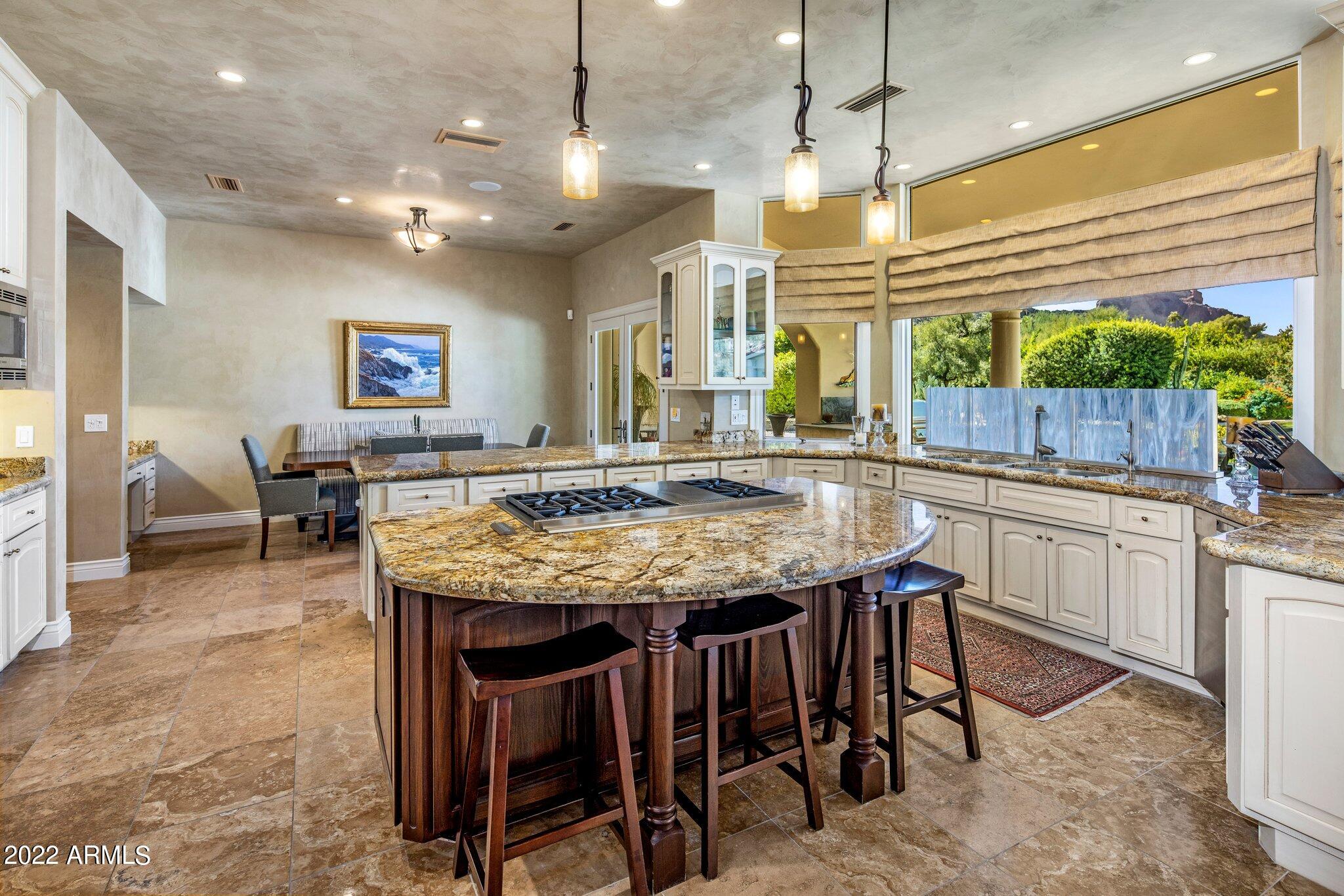 6200 North Yucca Road Paradise Valley, AZ 85253 - Photo 6 of 40 Kitchen