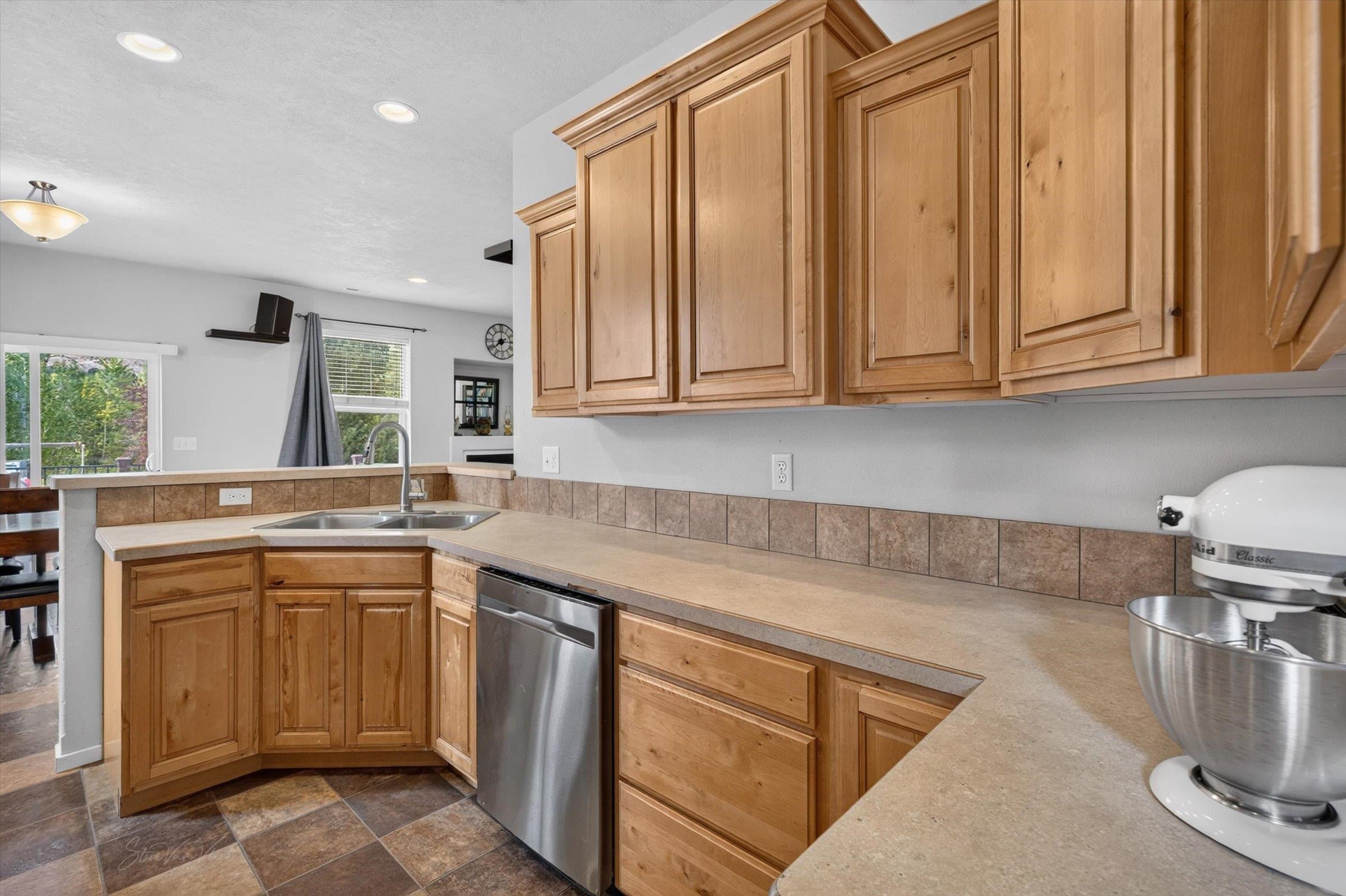 115 Snow Peak Boulevard Inkom, ID 83245 - Photo 20 of 44 Gallery Image 20