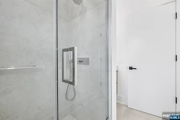 $1,775,000 | 25 Garden Place, Unit A, Edgewater, NJ 07020