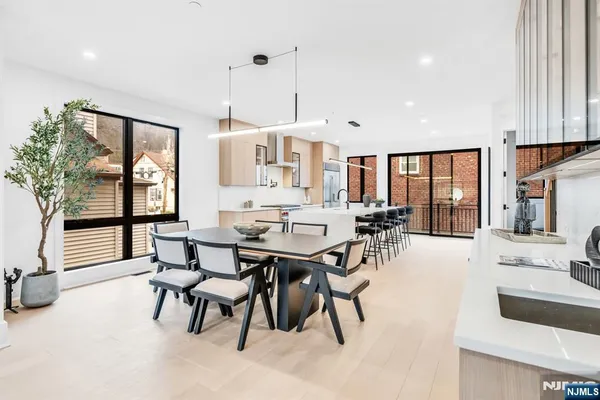 $1,775,000 | 25 Garden Place, Unit A, Edgewater, NJ 07020