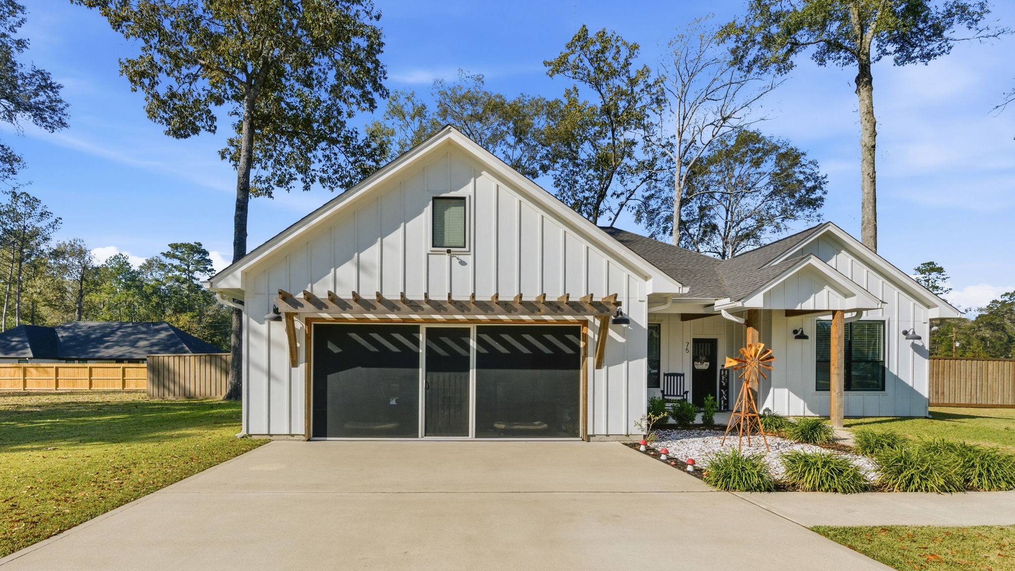 75 County Road 3669 North Splendora, TX 77372 - Photo 2 of 36