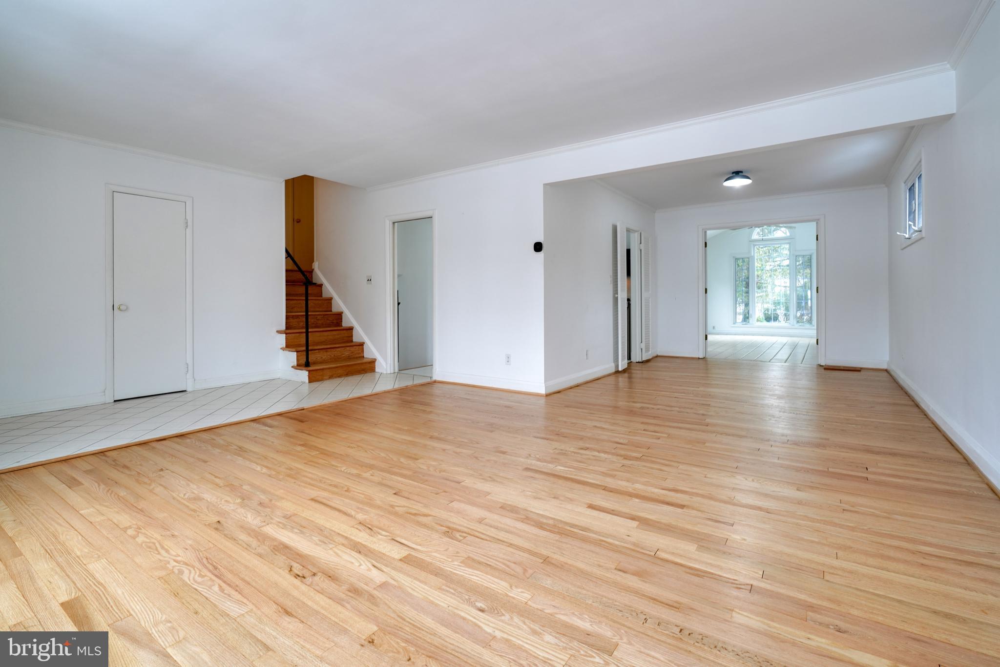 8402 Saunders Road Lutherville-Timonium, MD 21093 - Photo 4 of 39 Gallery Image 4