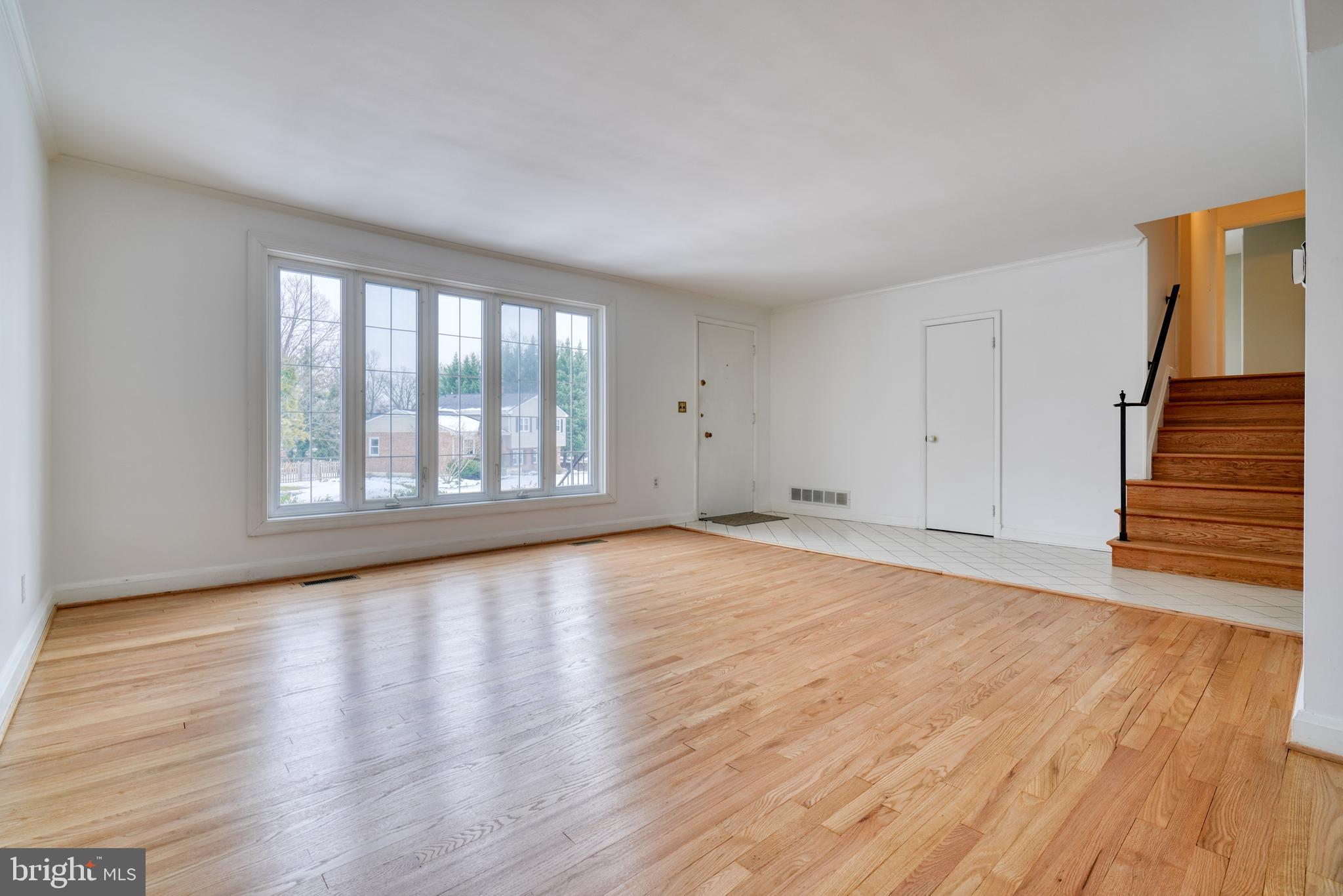 8402 Saunders Road Lutherville-Timonium, MD 21093 - Photo 5 of 39 Gallery Image 5