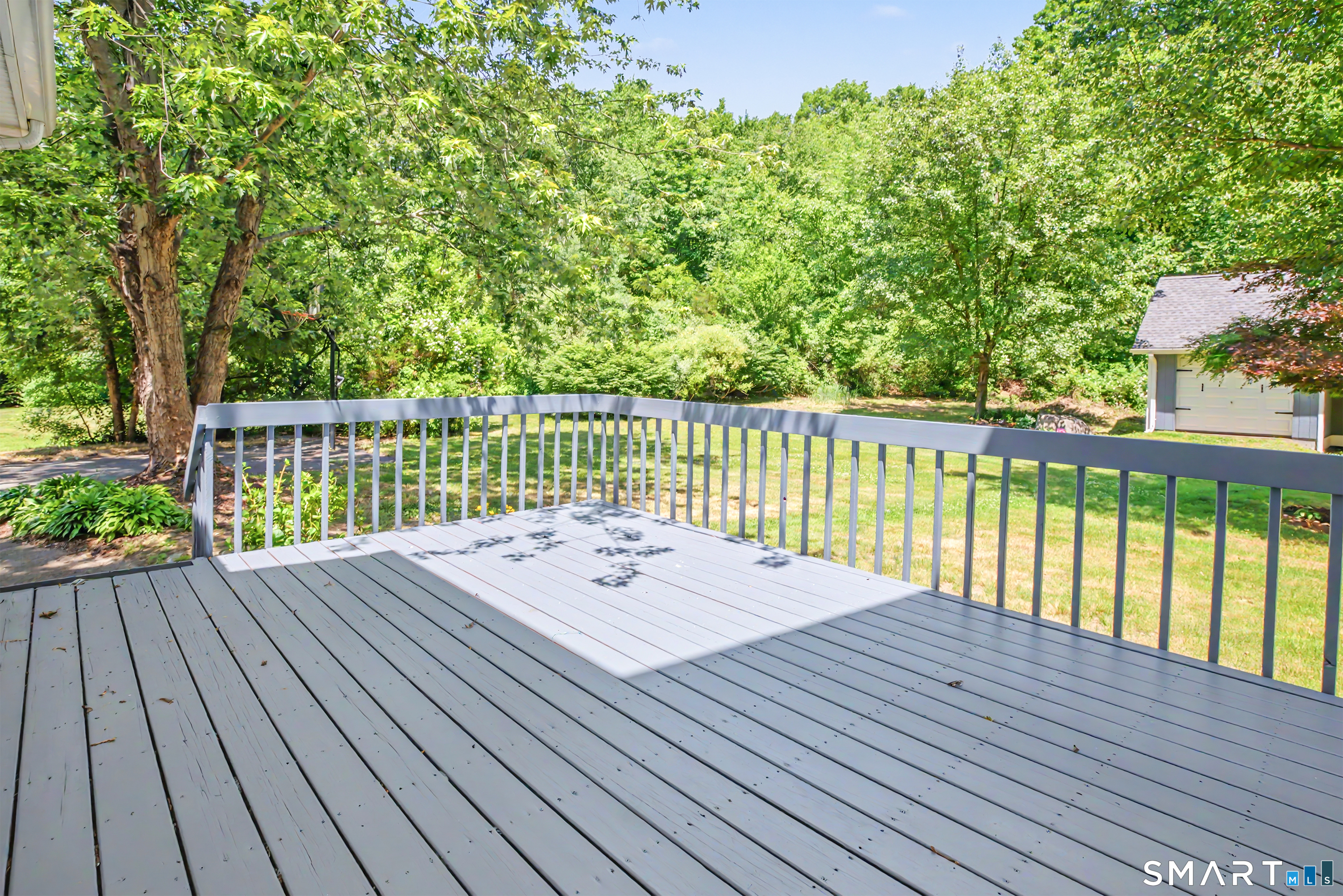 39 Greenbriar Road Oxford, CT 06478 - Photo 6 of 40