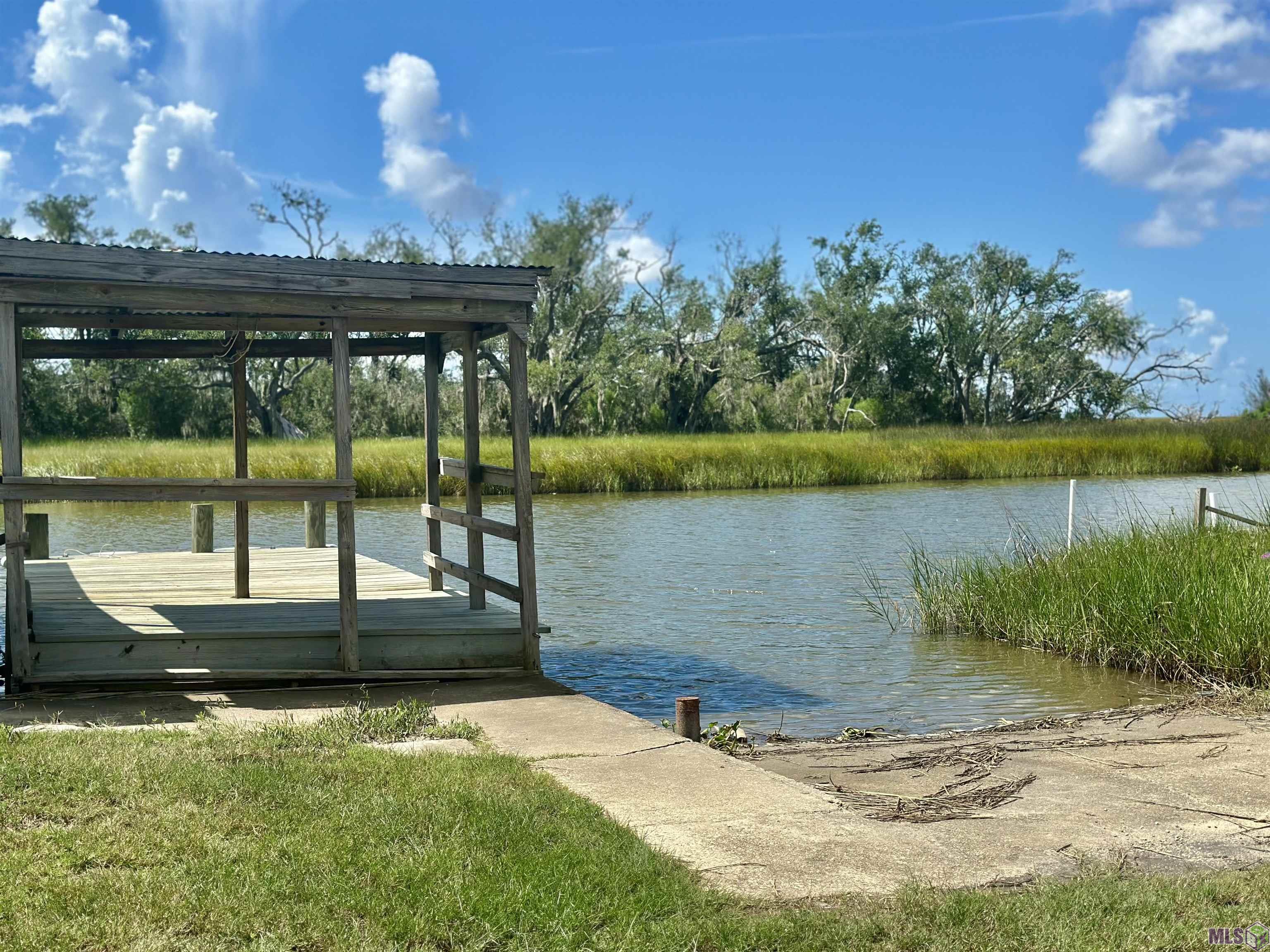 1004 Four Point Road Dulac, LA 70353 - Photo 12 of 24