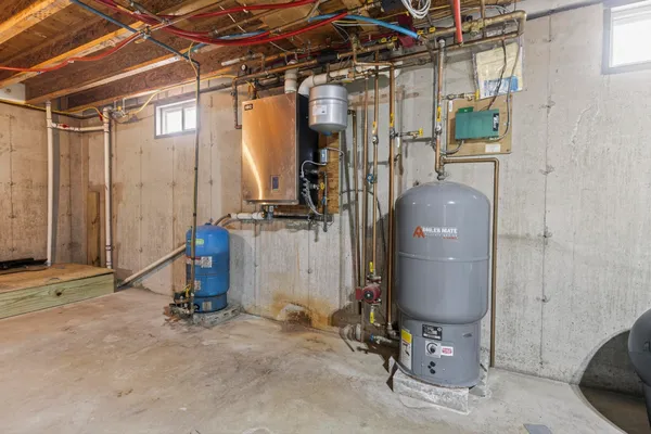 $450,000 | 301 Unity Road, Benton, ME 04901