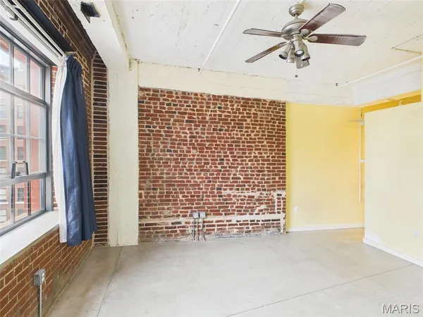 $1,600 | 1611 Locust Street, Unit 507, St. Louis, MO 63103