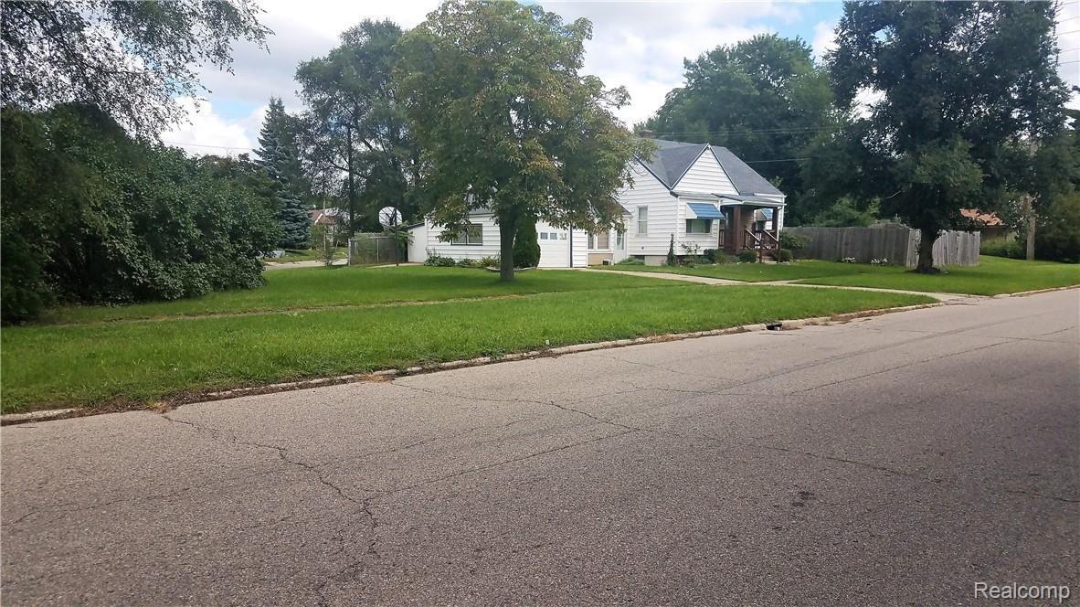 4501 Red Arrow Road Flint, MI 48507 - Photo 2 of 41 front.jpg