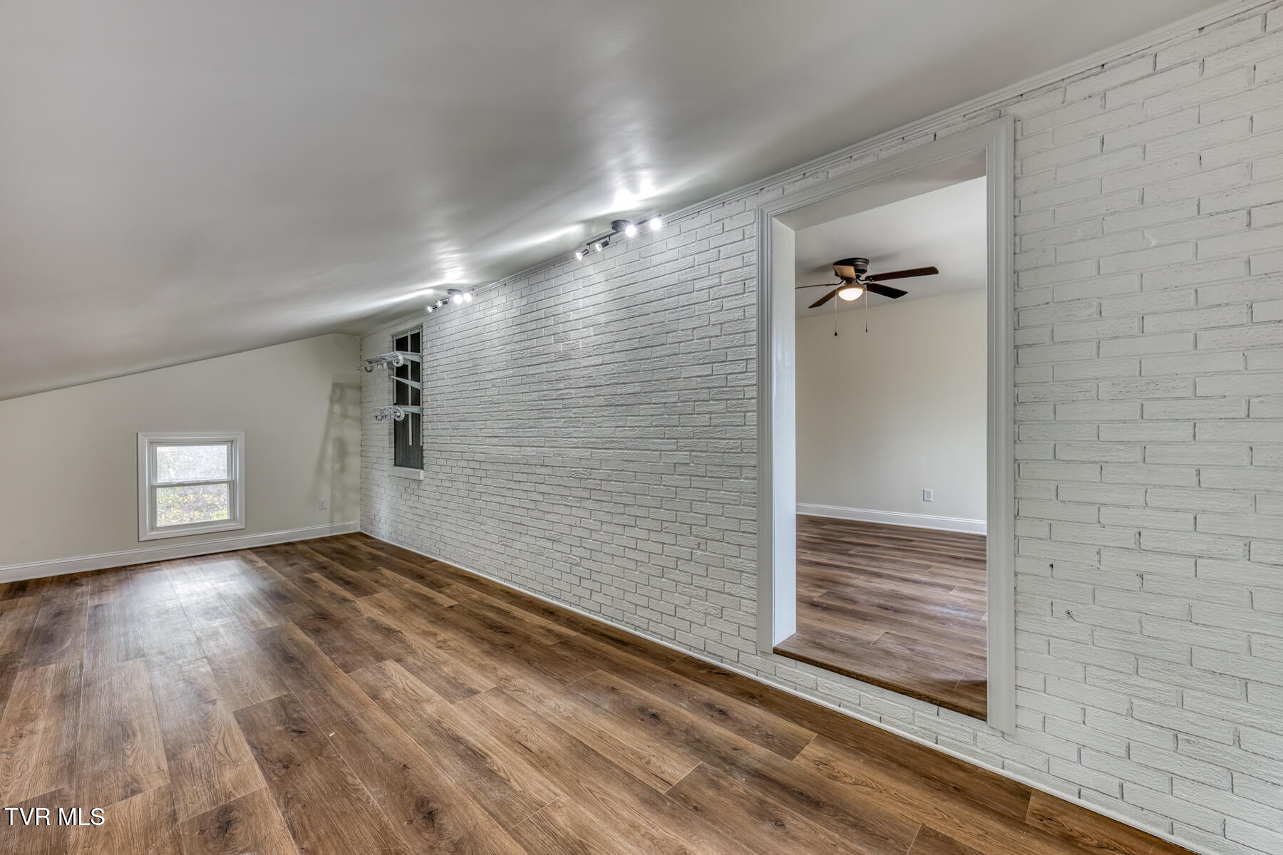 2230 Dave Buck Road Johnson City, TN 37601 - Photo 14 of 30 Master Closet/Flex Space