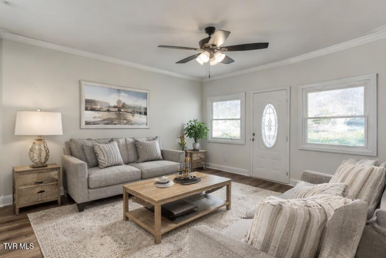 2230 Dave Buck Road Johnson City, TN 37601 - Photo 10 of 30 Second Living Area