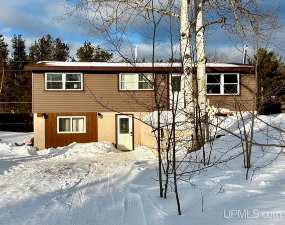 $295,000 | 165 Dana Lane, Marquette, MI 49855