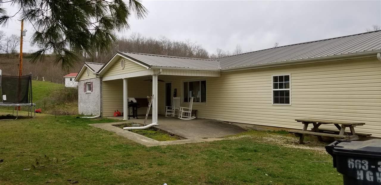 1835 Mountain View Road Robbins, TN 37852 - Photo 3 of 70 Gallery Image 3