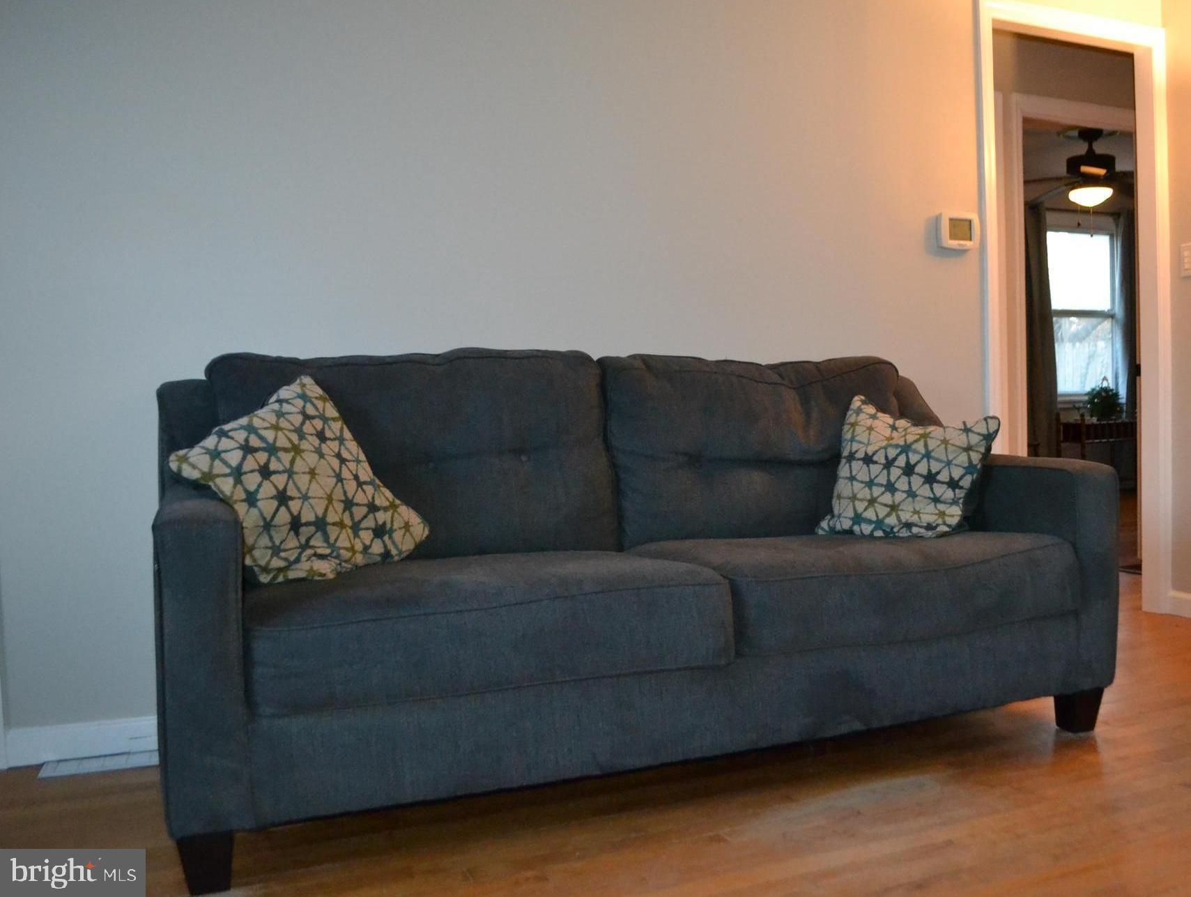 232 Clamer Road Ewing, NJ 08628 - Photo 4 of 15 Living room
