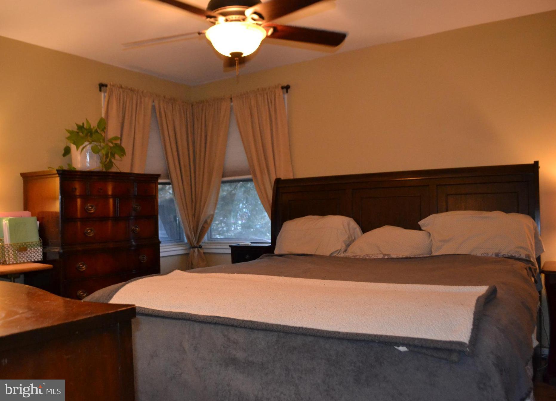 232 Clamer Road Ewing, NJ 08628 - Photo 9 of 15 Main bedroom with ceiling fan