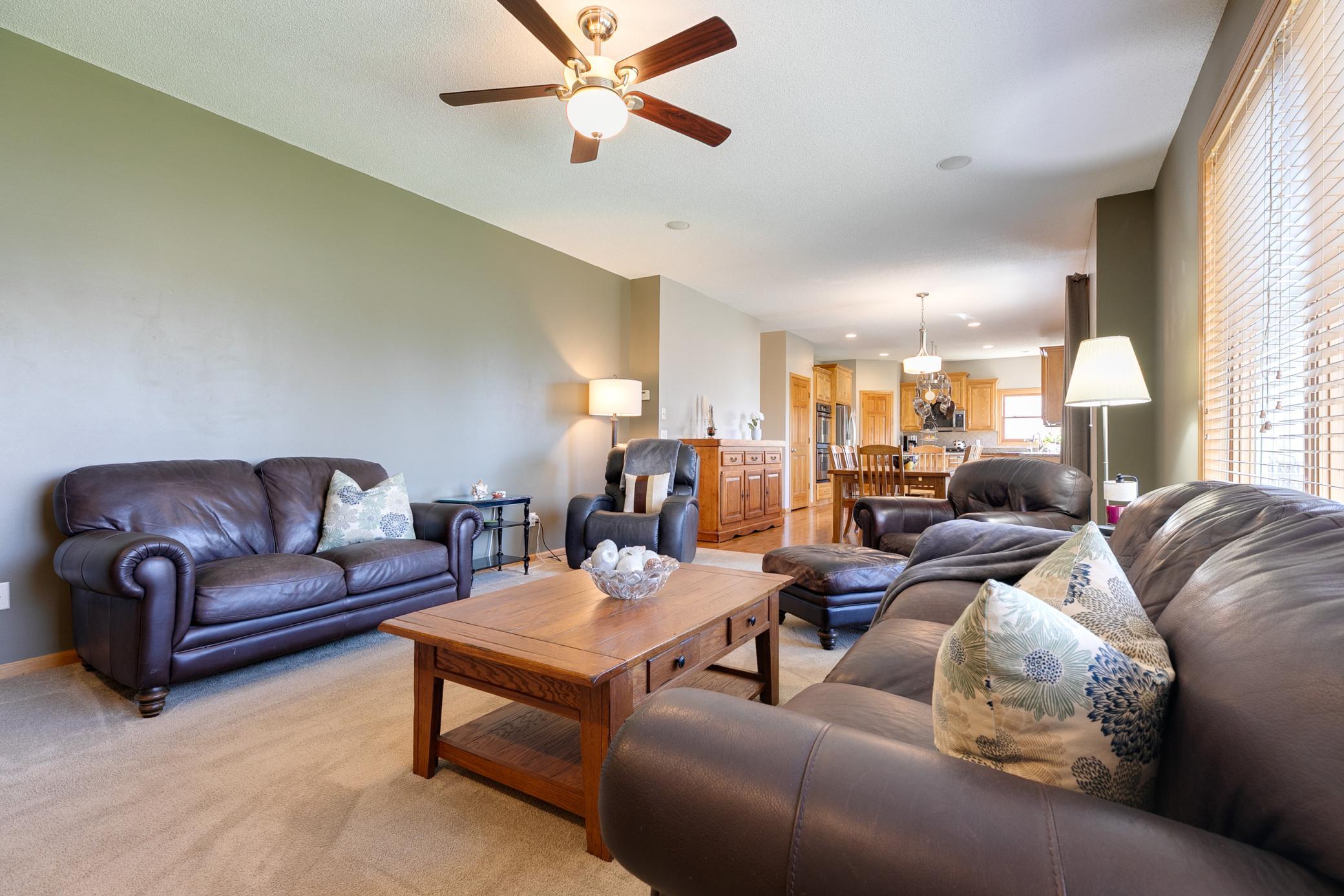 7568 Walnut Curve Chanhassen, MN 55317 - Photo 18 of 53