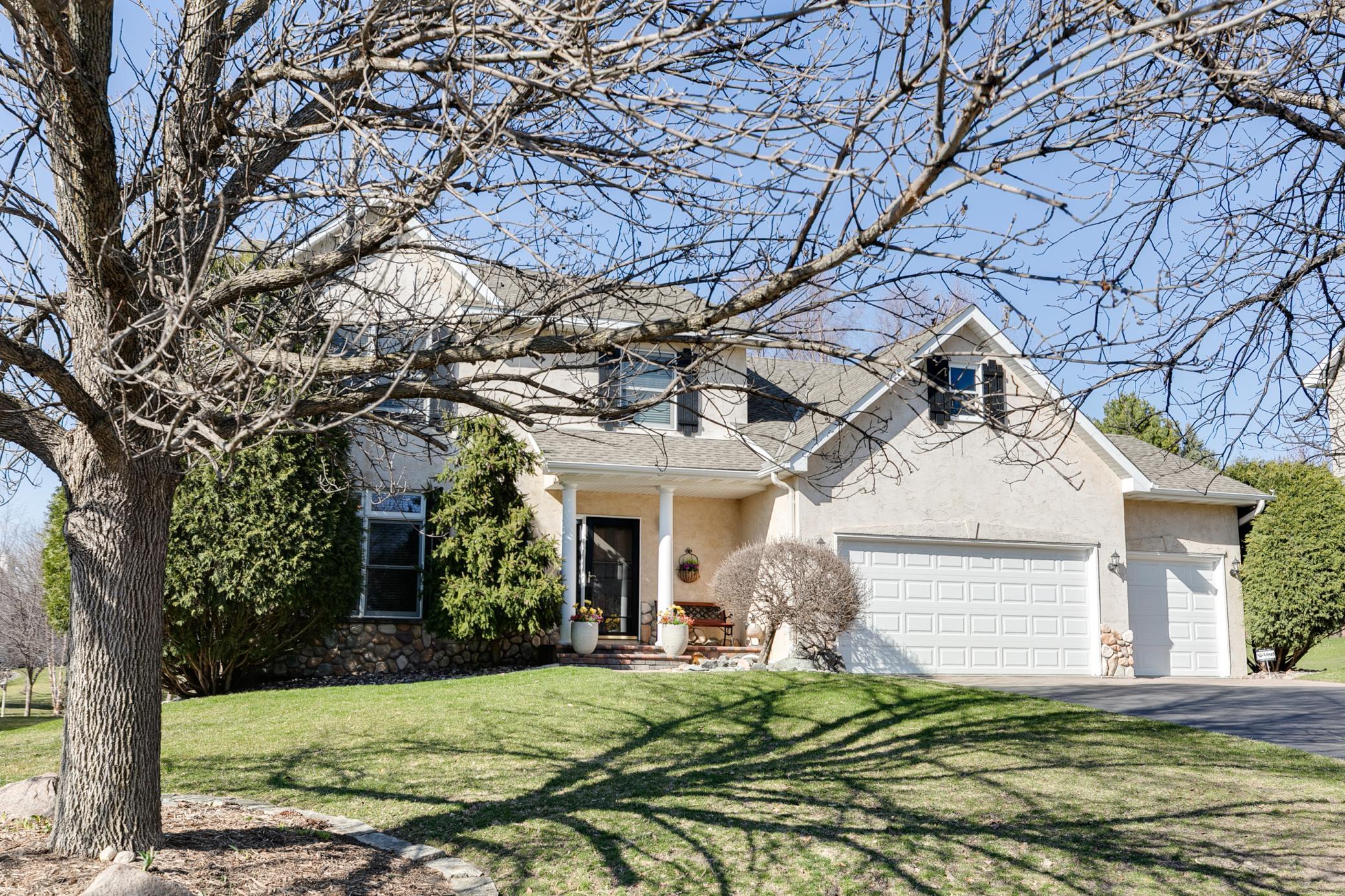 7568 Walnut Curve Chanhassen, MN 55317 - Photo 2 of 53