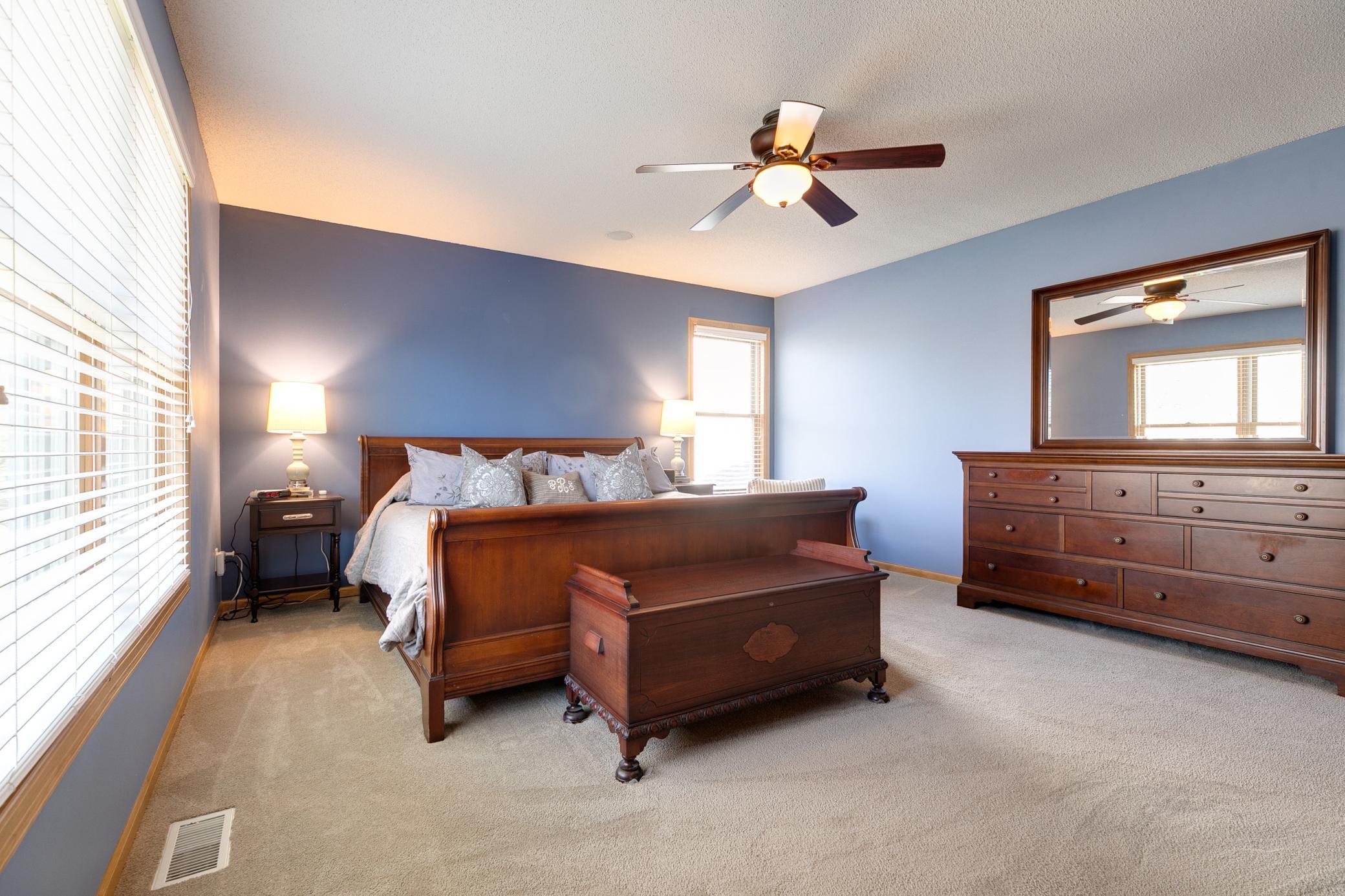 7568 Walnut Curve Chanhassen, MN 55317 - Photo 23 of 53