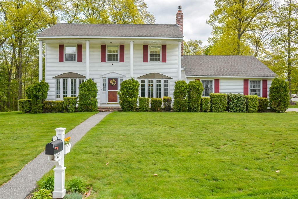 142 Lexington Road Dracut, MA 01826 - Photo 1 of 30 Gallery Image 1