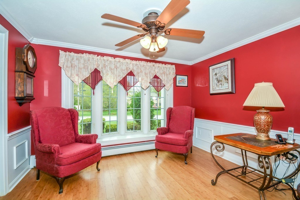 142 Lexington Road Dracut, MA 01826 - Photo 8 of 30 Gallery Image 8