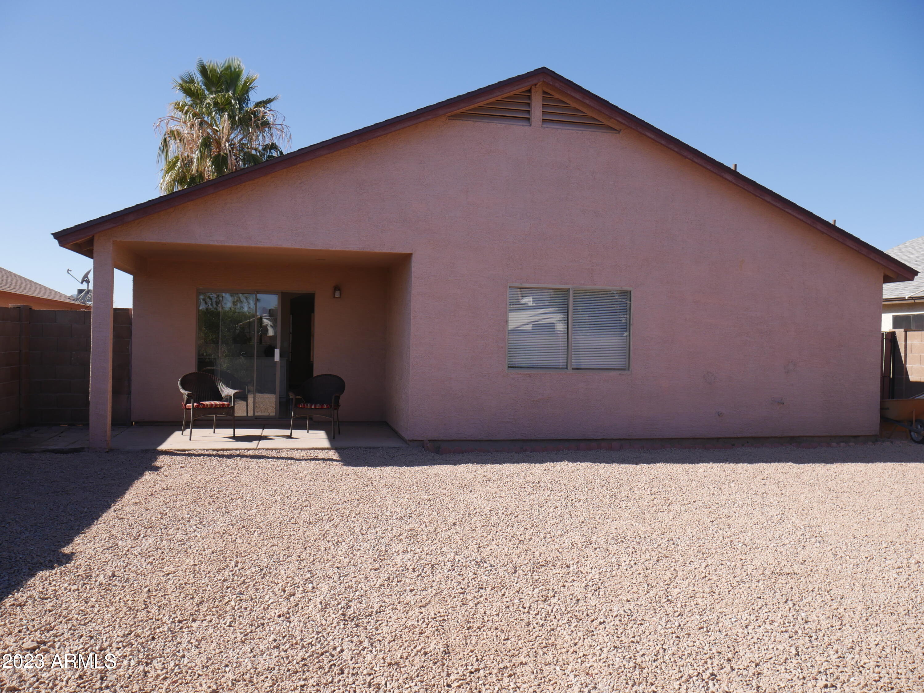 697 South Del Rio Court Apache Junction, AZ 85119 - Photo 26 of 33 Covered back patio