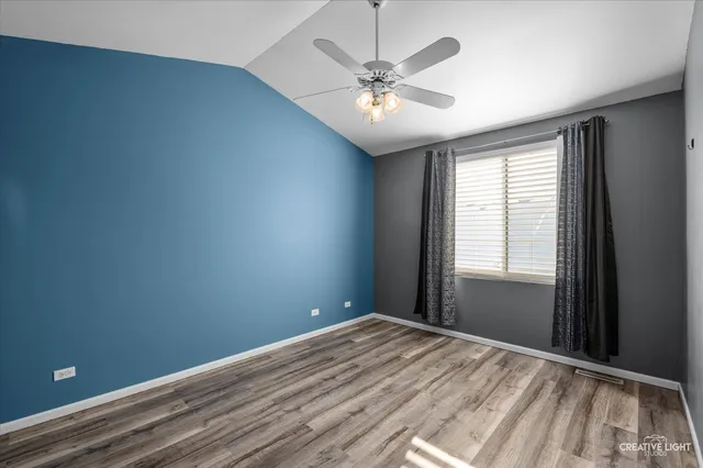 $275,000 | 609 Hidden Creek Lane, Unit 609, North Aurora, IL 60542