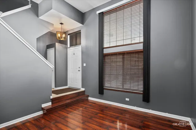 $275,000 | 609 Hidden Creek Lane, Unit 609, North Aurora, IL 60542