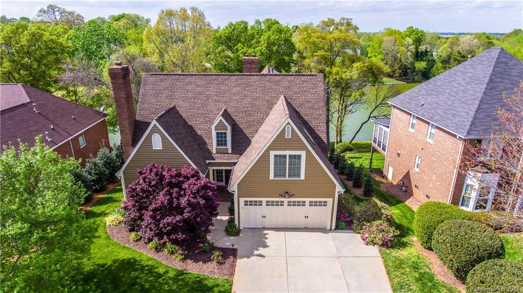 475 Cranborne Chase Fort Mill, SC 29708 - Photo 1 of 36 Gallery Image 1