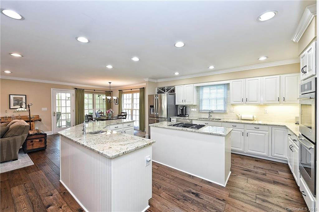 475 Cranborne Chase Fort Mill, SC 29708 - Photo 11 of 36 Gallery Image 11