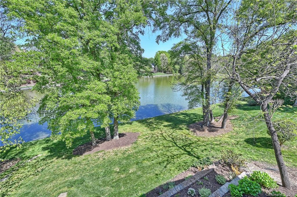 475 Cranborne Chase Fort Mill, SC 29708 - Photo 35 of 36 Gallery Image 35