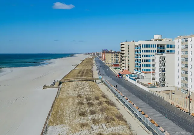 $3,750 | 420 Shore Road, Unit 1F, Long Beach, NY 11561