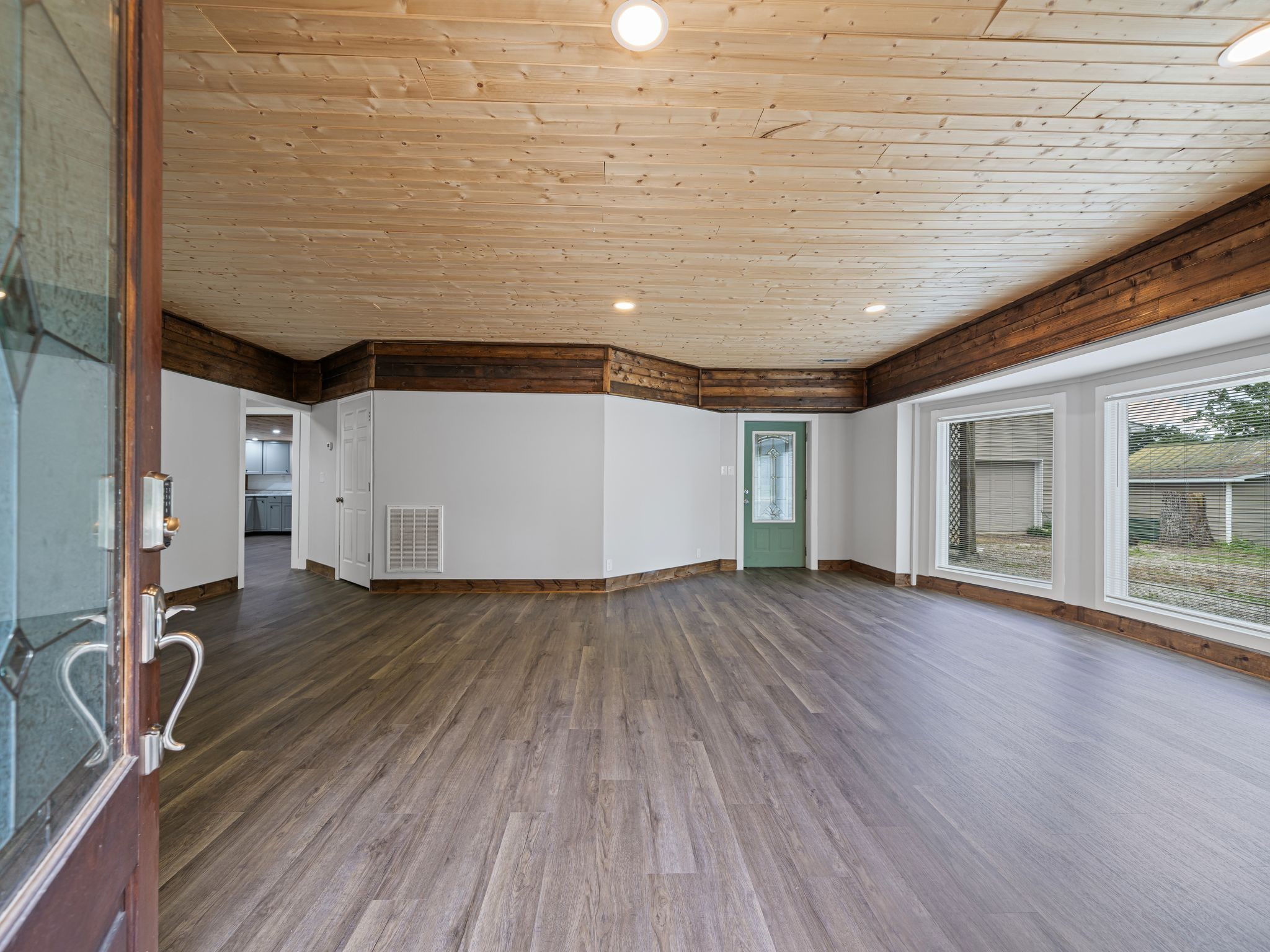 111 Brannon Circle Dickson, TN 37055 - Photo 4 of 34 a view of a hardwood floor